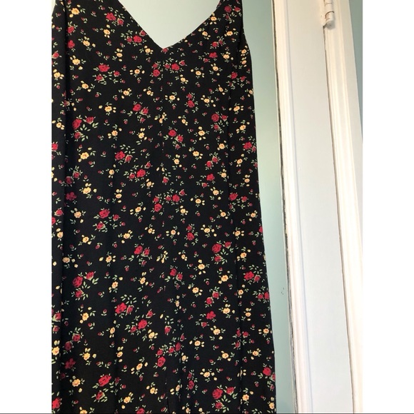 ✨ NWT ✨ Reformation Bates slip dress - Picture 2 of 6